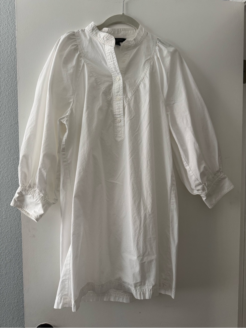 Banana Republic White Puff Sleeve Dress